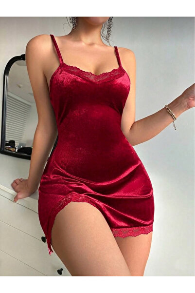 La Feano Kadın Siyah Dantelli Ince Askılı Yırtmaçlı Kadife İç Çamaşır Takımı