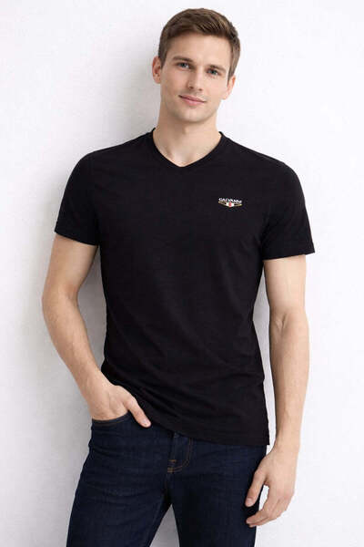 Galvanni Men's T-Shirt - Lotusa Black