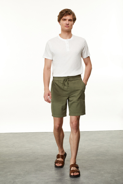 Mudo شورت مستقيم بخصر مطاطي