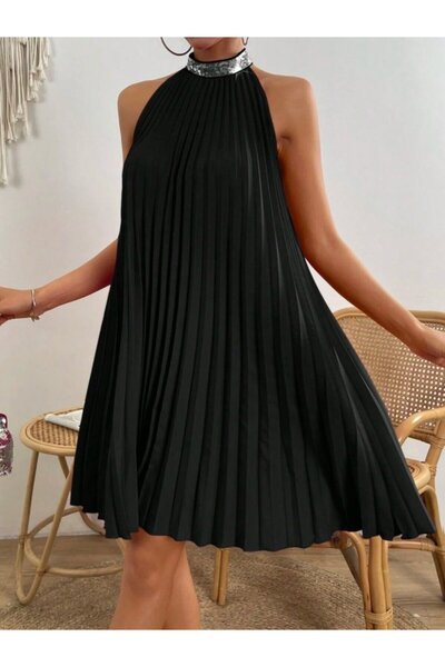 Kokosh moda Kadın Balıkçı Yaka Pile Detaylı Omuzları Açık Kısa Krep Elbise