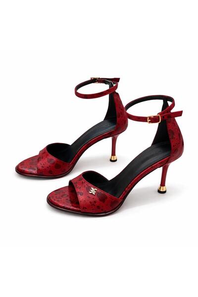 PATRON SHOES حذاء نسائي من الجلد الطبيعي بكعب 8 سم مع حزام للكاحل بتصميم أنيق...
