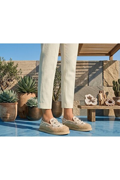 Guja Kadın 25y320 Bej Hasır Taşlı Boncuk Dantelli Kalın Ortopedik Yürüyüş Gün...