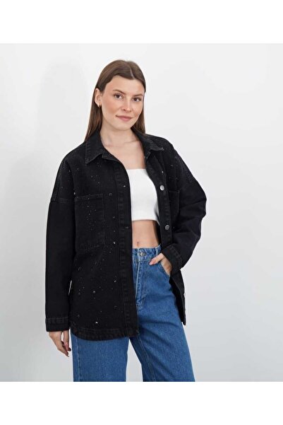 KAMERA FASHİON سترة نسائية من الدنيم الأسود بتفاصيل حجرية ومقاس كبير