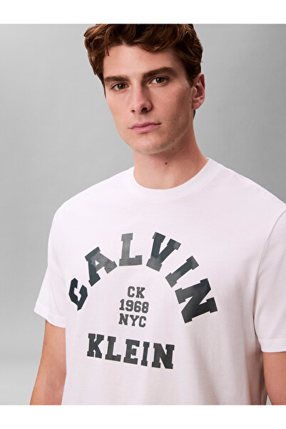 Calvin Klein قمصان رجالية