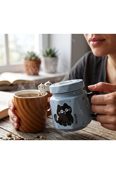 Kuzey Tacı Geometric Design Black Cat Porcelain Mug with Lid, 3D Modern Coffe...