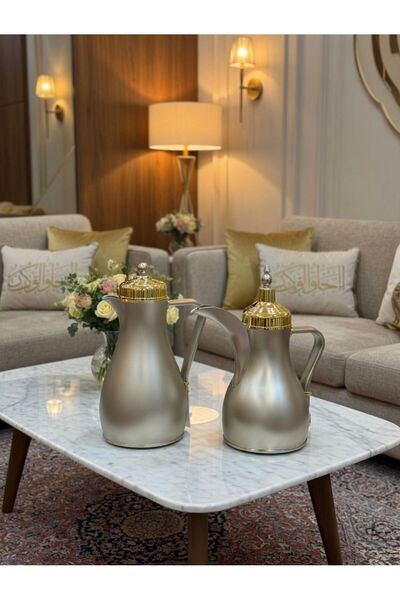 Generic Trams Set in Matte Silver Shape of a Kettle on Gold 1L 0,6 ml