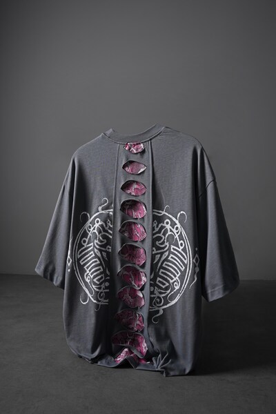 Slatra Men's Smoked Spine Effect Printed Oversize Tshirt