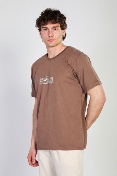 BARRELS AND OIL Men's future text print t-shirt - coffee