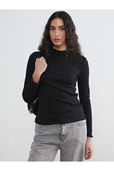 LC Waikiki Rmz Gi̇yi̇m Farkliyla Ruffled Judge Roba Collar Women's Bodysuit