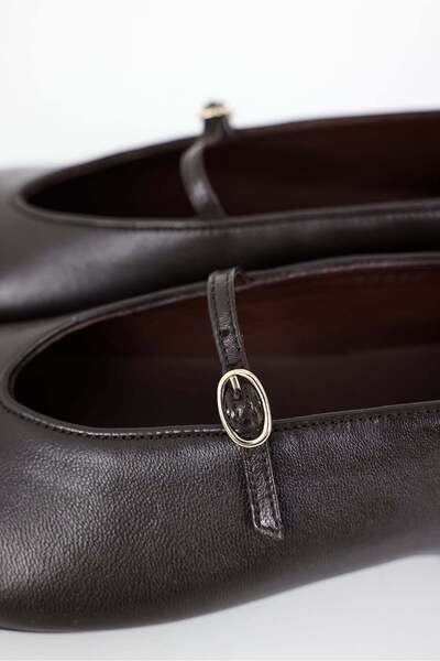 5in1Canpolat Brown Buckle Ballerinas 26022