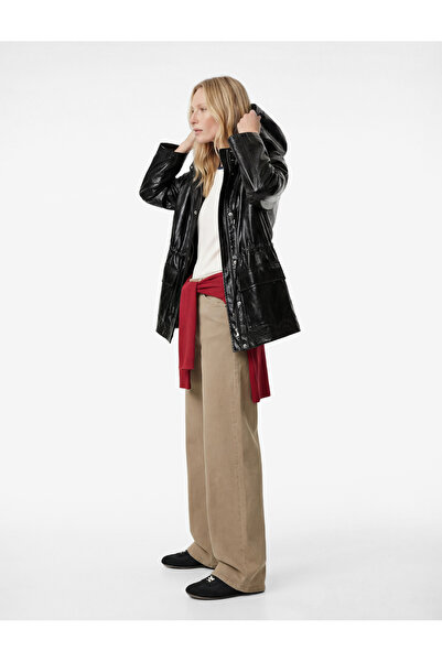 Koton Fermuarlı Cep Detaylı Kapüşonlu Viskon Karışımlı Suni Deri Yağmurluk