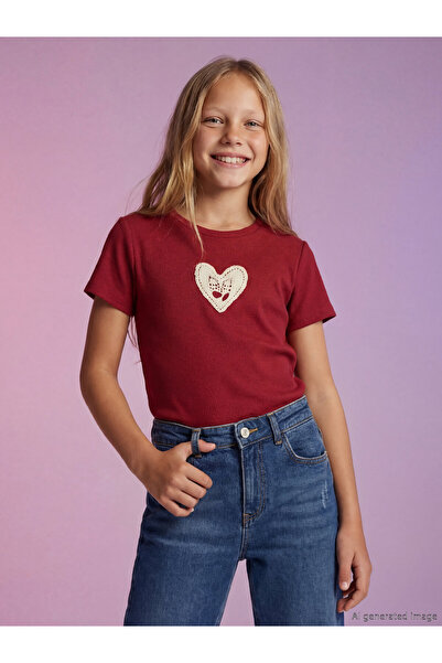 LC Waikiki Tricou de fete cu guler rotund și broderie inimă