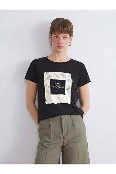 LC Waikiki Γυναικείο T-shirt με λαιμόκοψη Crew