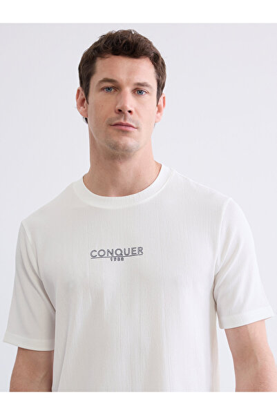 LC Waikiki Ανδρικό T-shirt με στρογγυλή λαιμόκοψη και στάμπα