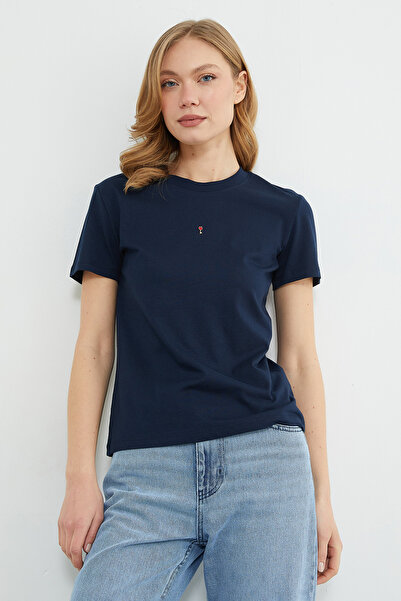 Fulla Moda Μπλουζάκι με λαιμόκοψη ποδηλάτου και αξεσουάρ κλειδιών