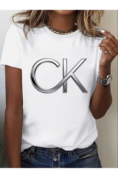 LİNA06 This Is a New Letter-print T-shirt with a Metallic Texture