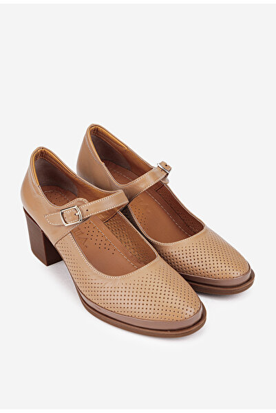 Dasha Pantofi dama bej inchis din piele perforata cu toc si bareta