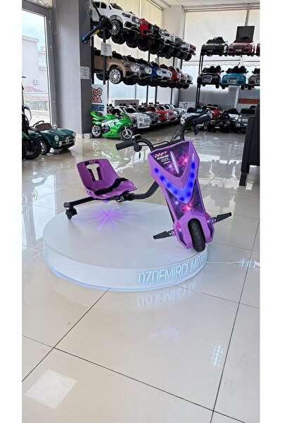 ÖZDEMİRCİ MOTOR AKÜLÜ ARABA DRİFT SCOTER 12 VOLT