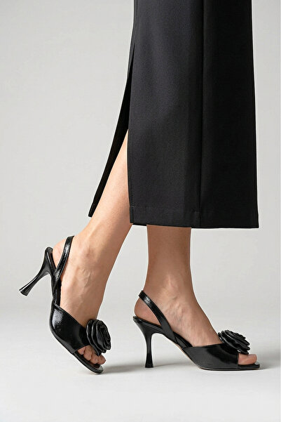 Gökhan Talay حذاء فيلين ذو كعب ناعم ومرن ومضاد للانزلاق (8 سم) مصنوع من الجلد...