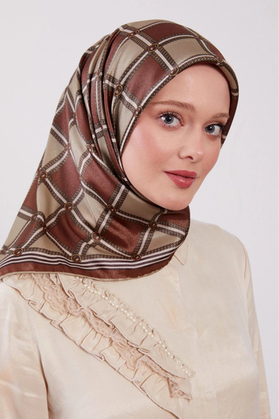 Levidor Crystal Scarf Diamond Pattern Brown