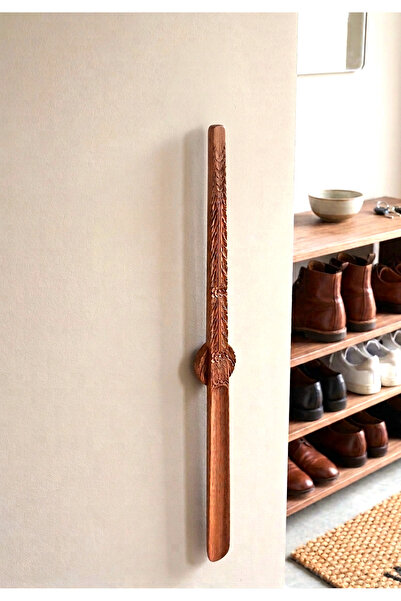 aslanoyma Çiçek Model MIKNATISLI Kestane Ahşap El Oyması Ayakkabı Çekeceği 45 CM