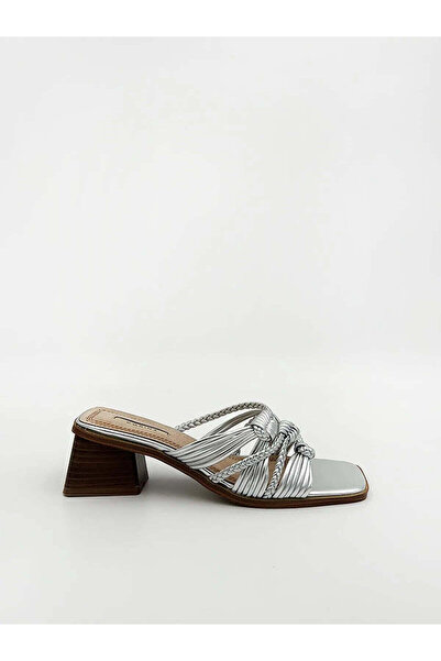 Corina KNOTTED BRAIDED SILVER MULE