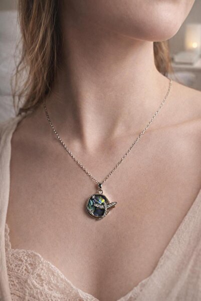 bluecatbijouterie Elegant Necklace with Colorful Appearance