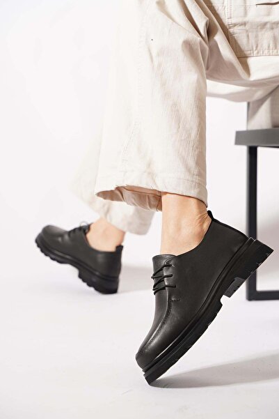 Moda Pie Pantofi de damă din piele naturală cusută și legată Resel, piele neagră