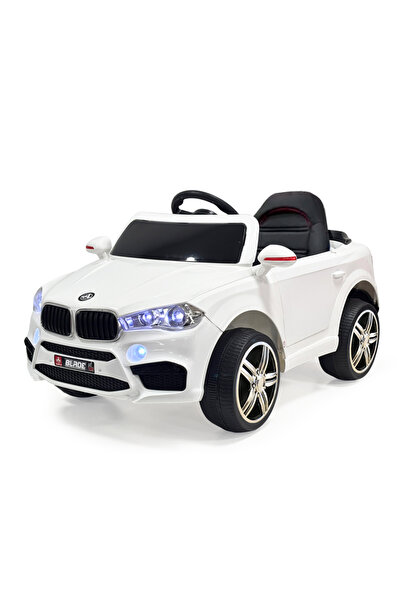 Akar Oyuncak Akar Blade GT Beyaz Uzaktan Kumandalı 4X2 12 VOLT Akülü Araba(97...