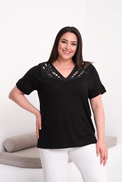 Şans Γυναικεία Μπλούζα Μεγάλου Μεγέθους Μαύρη, με Λεπτομέρεια στο Γιακά, Κοντ...
