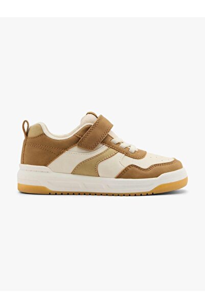 Victory Sneaker