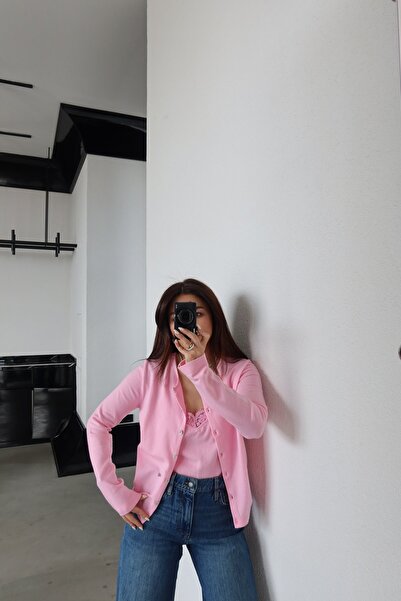 Özge Özgenç Dantel Bluz İçli Hırka