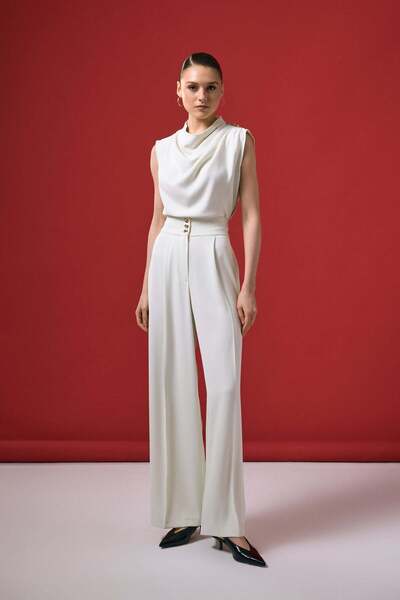 Sateen Παντελόνι Talia με λεπτομέρεια στα κουμπιά - Εκρού