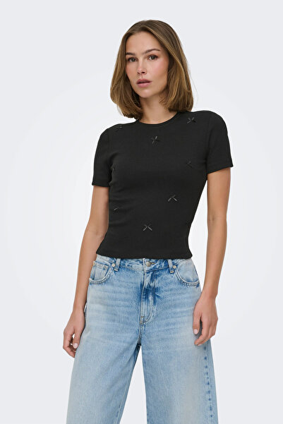 ONLY Onlfemke Pamuklu Slim Fit Fiyonk Detaylı Bisiklet Yaka T Shirt T SHİRT 1...