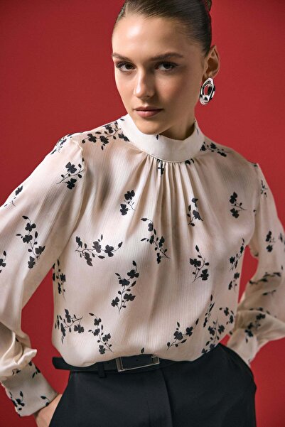 Sateen Μπλούζα με φλοράλ σχέδια - Μαύρη