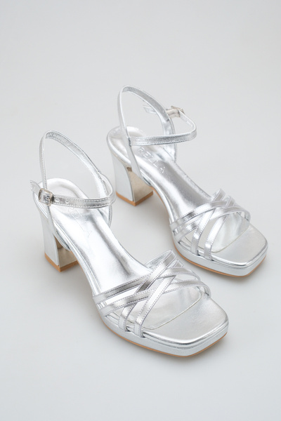 Mini Angel Platform Thick Heeled Bridal Shoes with Ankle Buckle Stylish Eveni...