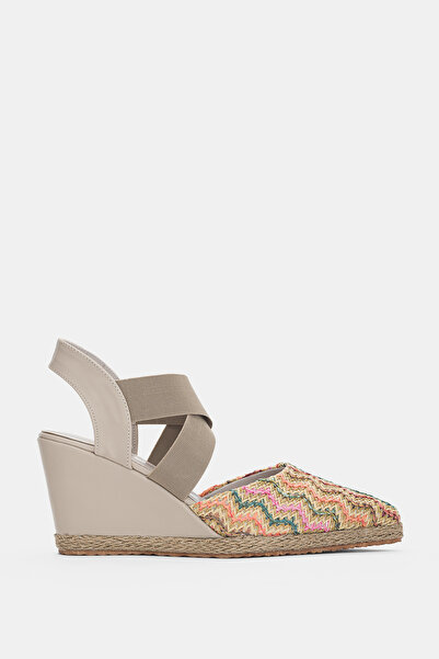 selin shoes Аренора Дамски обувки на ток със заострен връх и гумени детайли о...