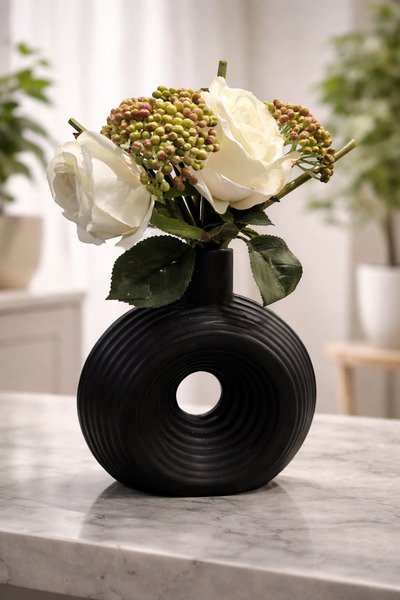 China Luxurious Decorative Flower Vase with Elegant Rose Arrangement – a Touc...