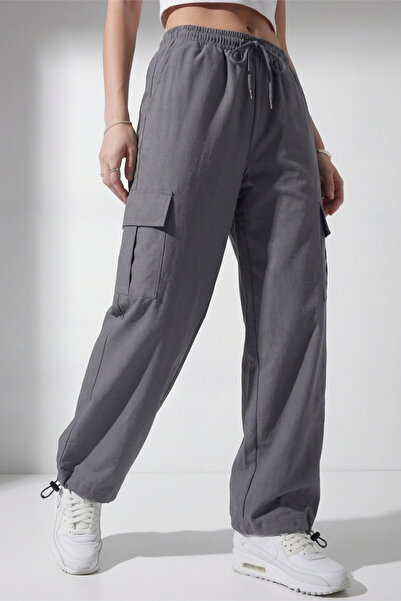 Veleno Women's Metallic Oversize Parachute Fabric Cargo Pants with Pockets, A...