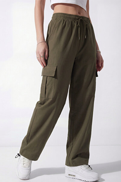 Veleno Women's Khaki Oversize Parachute Fabric Cargo Pants with Pockets, Adju...