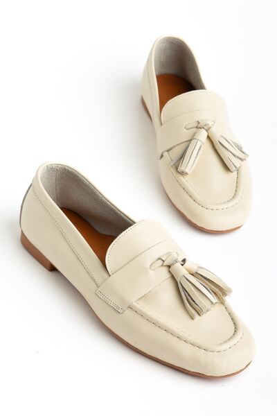 Hayalimdeki Ayakkabı Μονομπεζέ γνήσιο δέρμα με λεπτομέρεια φούντας και επίπεδ...