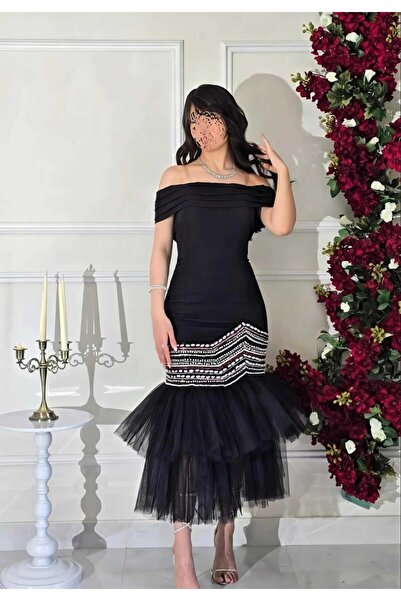 Liva Black Midi Dress