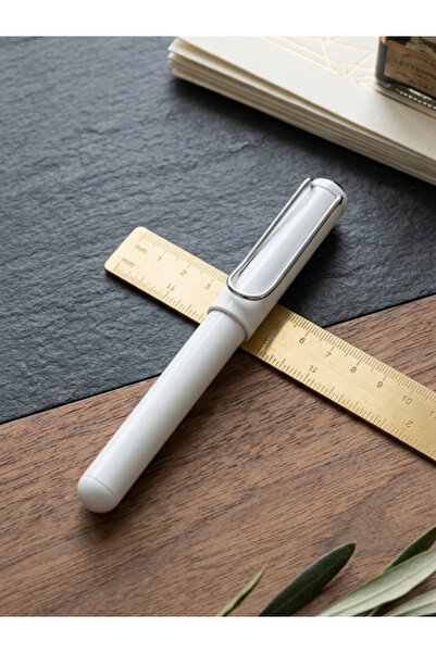 Dörtel Tedarik Black Ballpoint Pen with Writing Tip