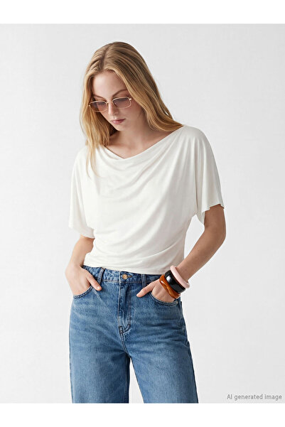 LC Waikiki Rmz Gi̇yi̇m Farki̇lya Flowy Roba Collar Blouse