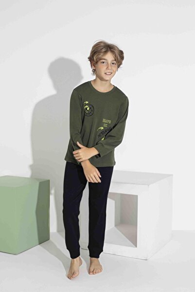 Pijamax Σετ πιτζάμες για αγόρια με πράσινο μακρυμάνικο μπλουζάκι, άνετη εφαρμ...