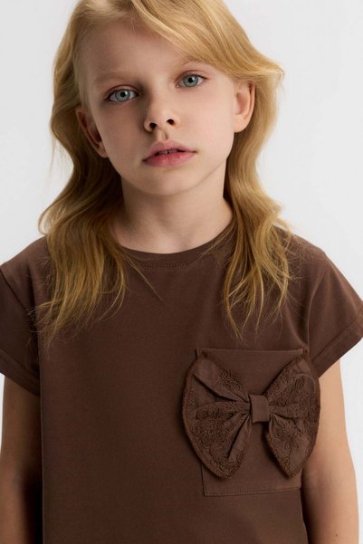 nk kids Girl's 4-8 Years Old Short Sleeve T-Shirt with Bow Detail and Pockets...