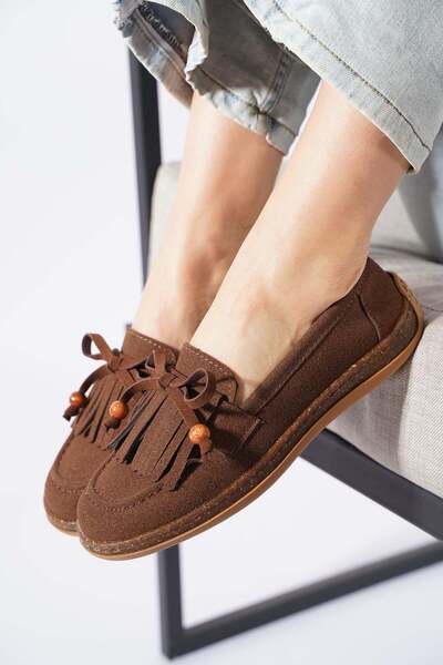 Moda Pie Γυναικείες μπαλαρίνες Toren με ραμμένη σόλα, φούντα και αγκράφα, καφ...