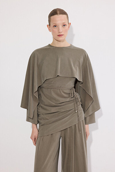 Touché Privé Cloak-Detail Pants Suit