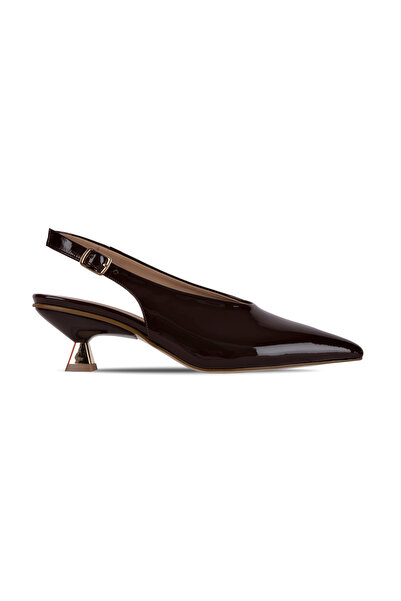 Lal Shoes & Bags Αθόρυβα γυναικεία παπούτσια με χρυσό τακούνι και λεπτομέρεια...
