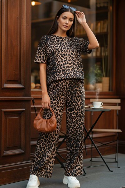 Mossta Комплект от две части с къс ръкав и леопардов принт - Леопардов